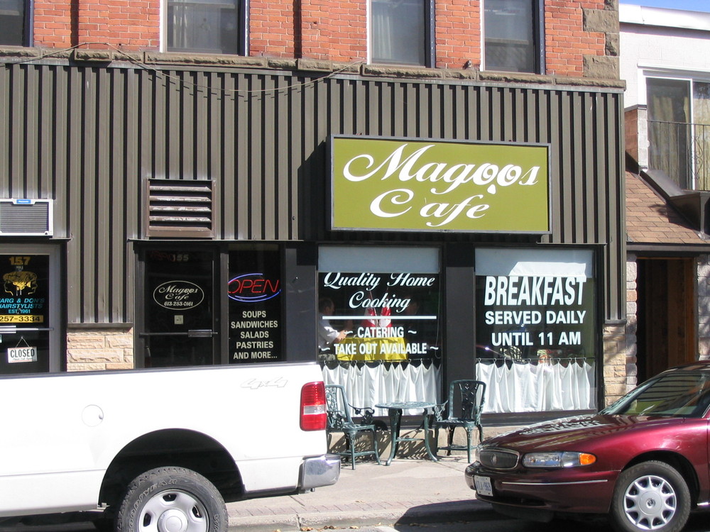 Magoos-Cafe.jpg